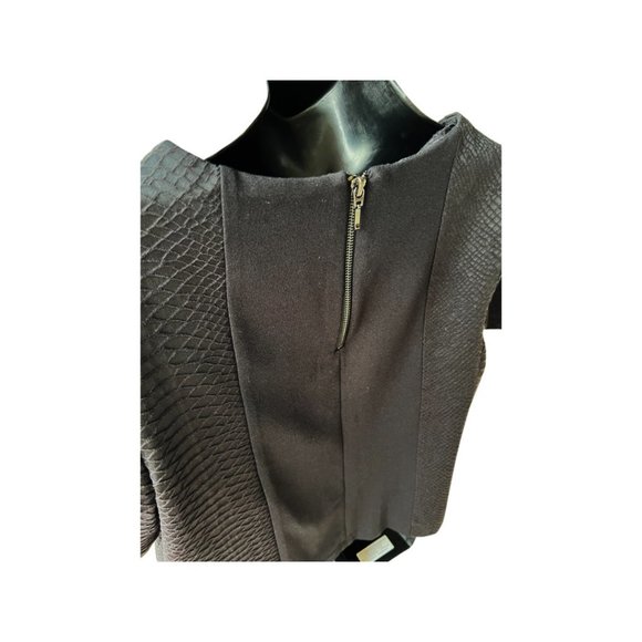 🌸4/$20🌸 Faux Snake Leather Boxy Crop Top - Picture 4 of 14